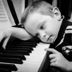 Comment apprendre le piano à un enfant de 5 ans ?