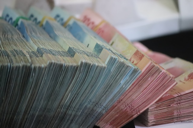 Gérer son budget en tant que famille monoparentale en 2025