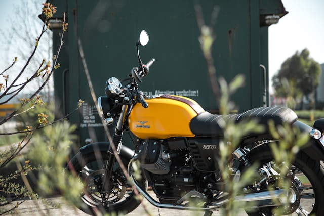 Moto Guzzi : le rôle grandissant des femmes dans le monde de la moto