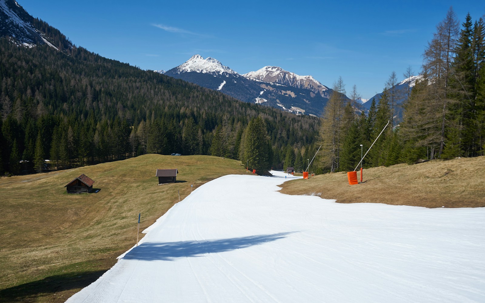 Peut-on louer une piste de roller en intérieur et en extérieur ?
